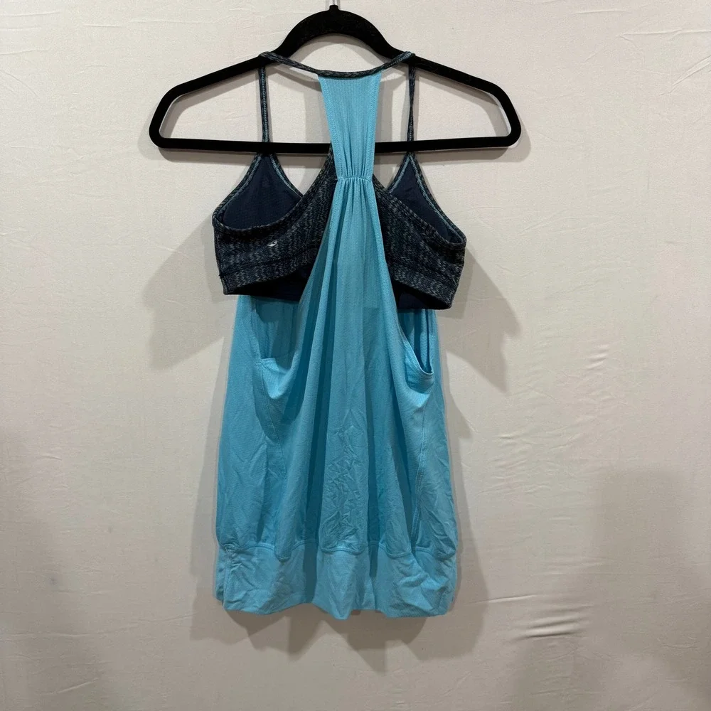 Lululemon Athletica‎ Blue Built-In Bra Racerback Tank Top Women's Size 8